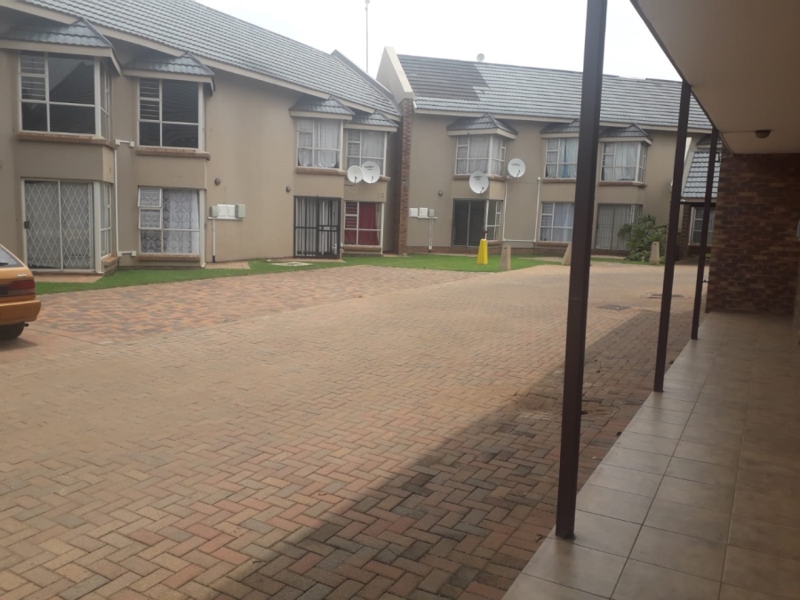To Let 1 Bedroom Property for Rent in Die Bult North West